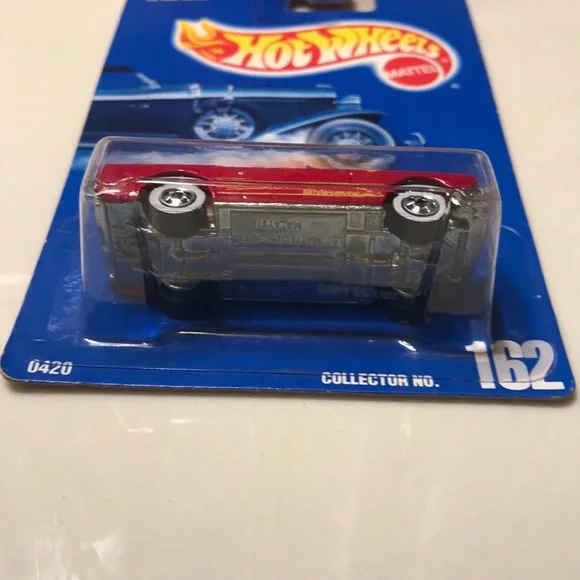 HotWheels Mint condition white walls 1965 convertible Ford mustang made in 1991 - Picture 5 of 5